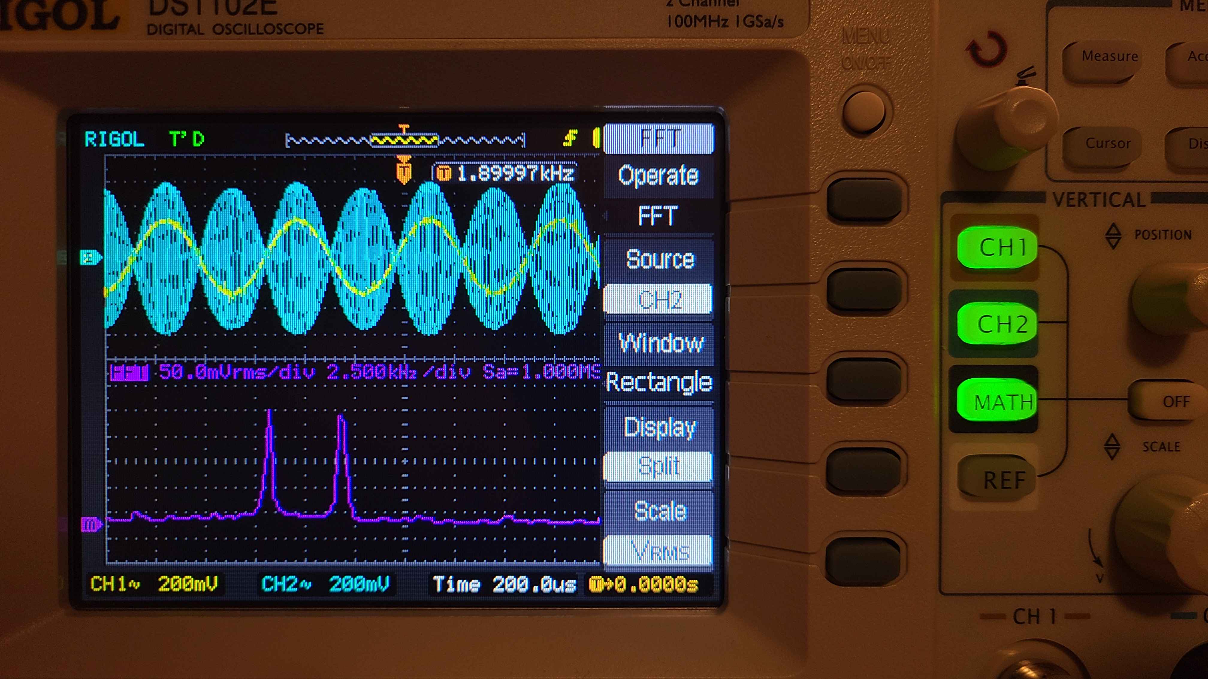 Oscilloscope FFT