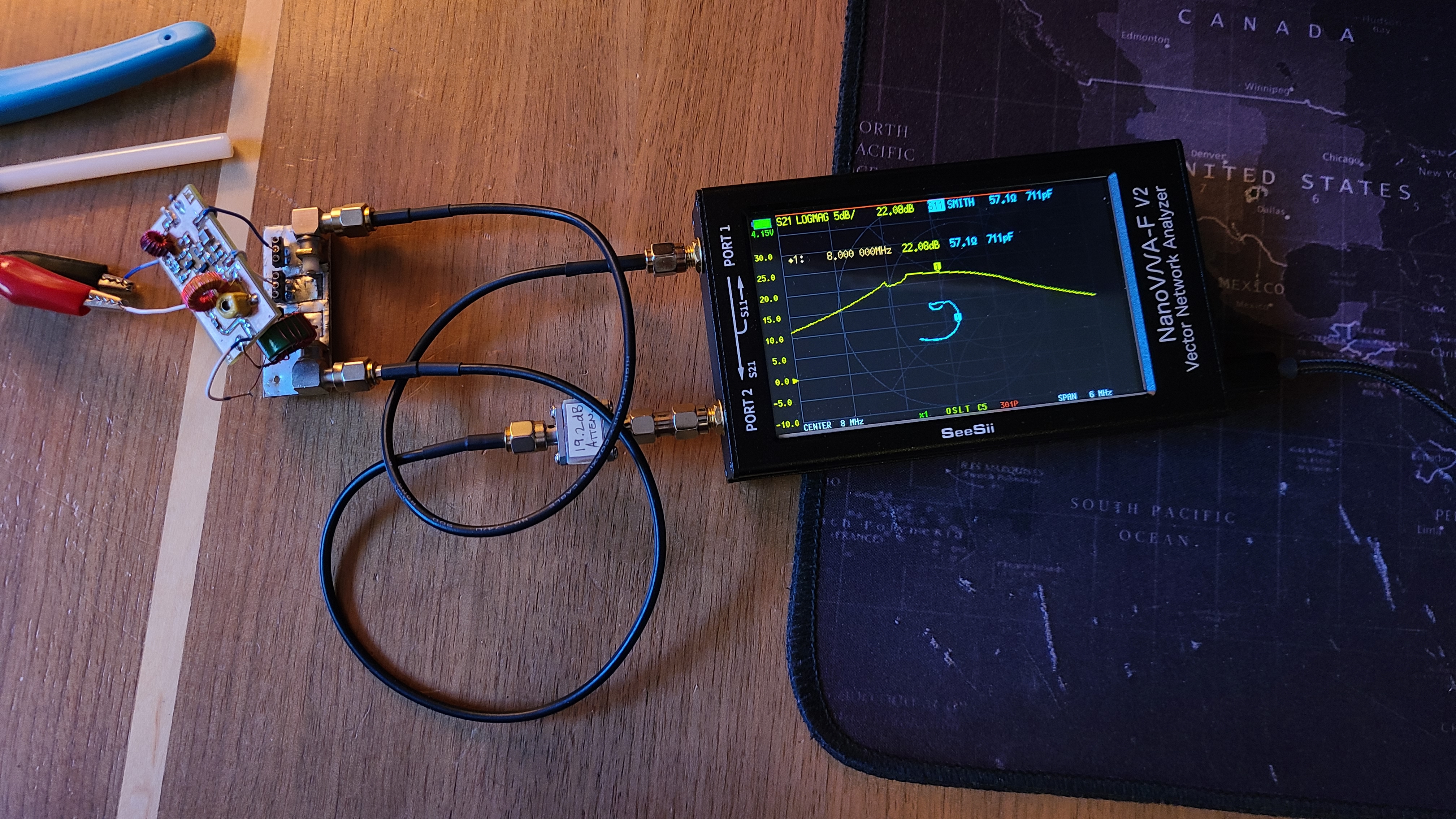 NanoVNA test jig with amplifier