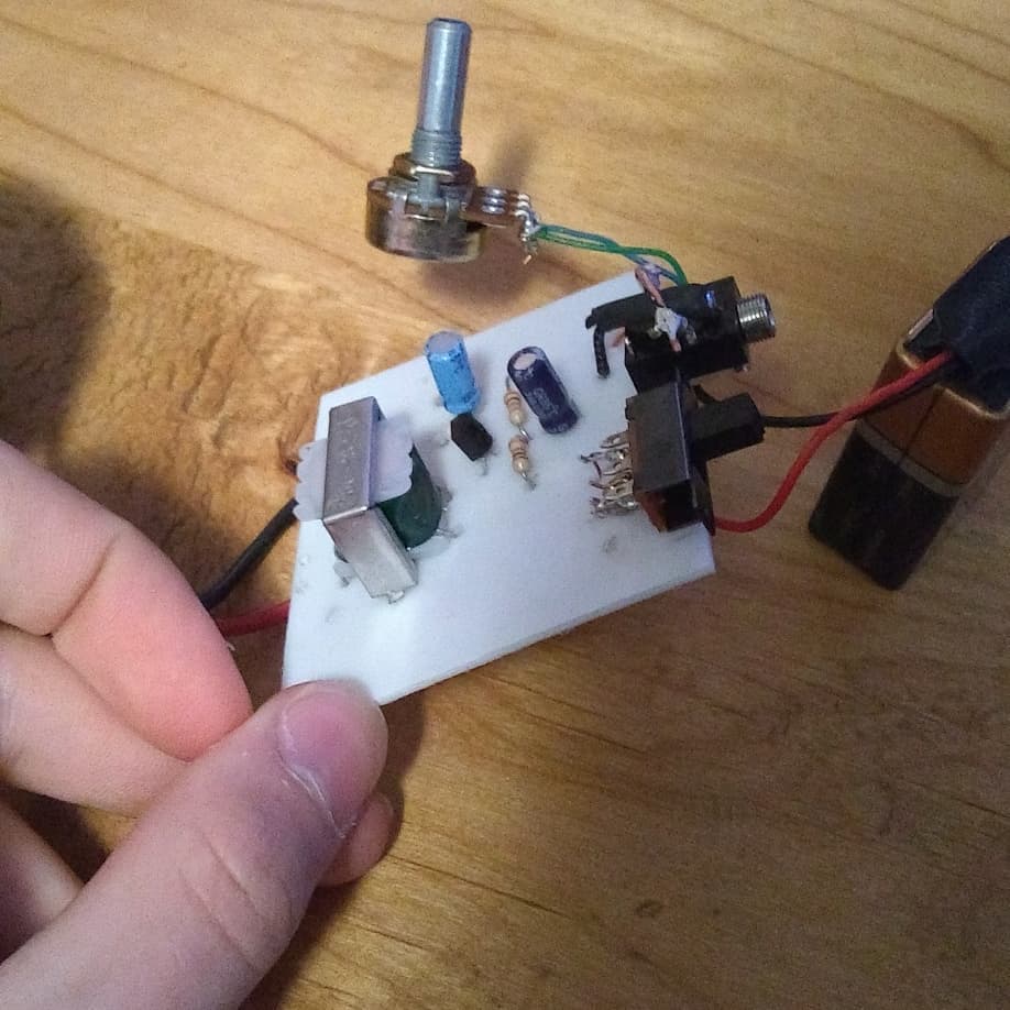BJT Audio Amplifier