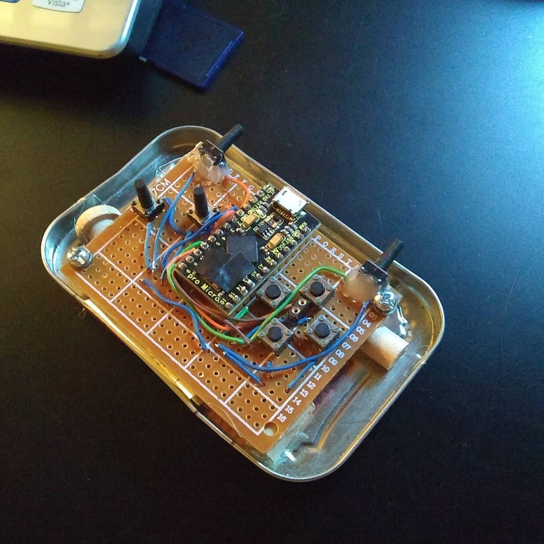 Altoids Game Controller