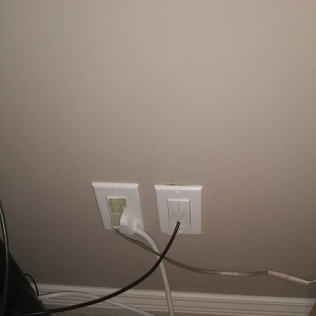 Wall box for coax