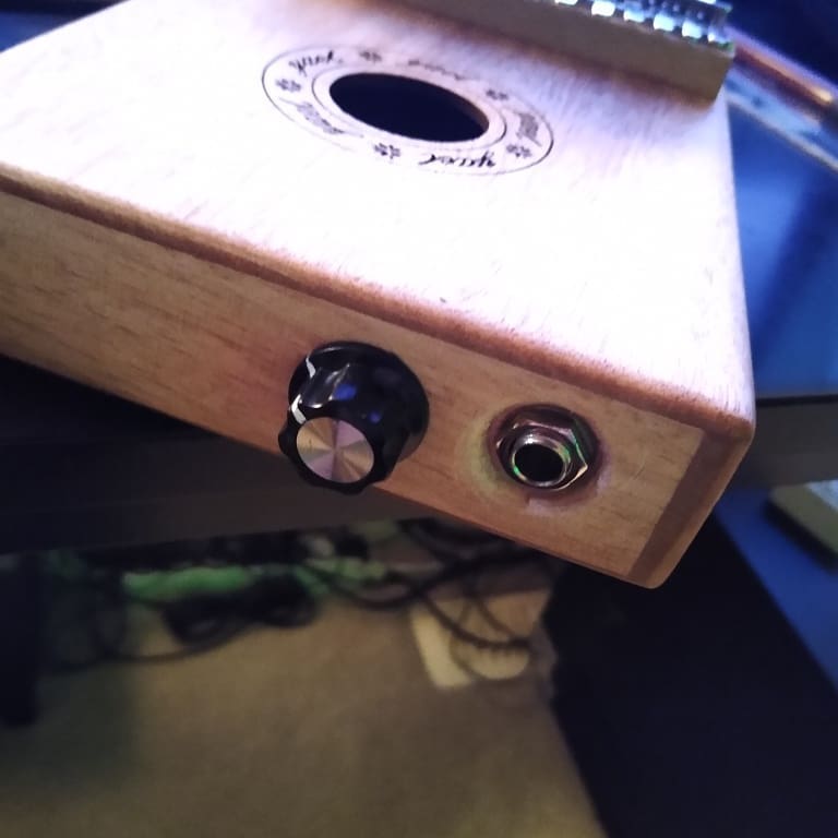 Electric kalimba