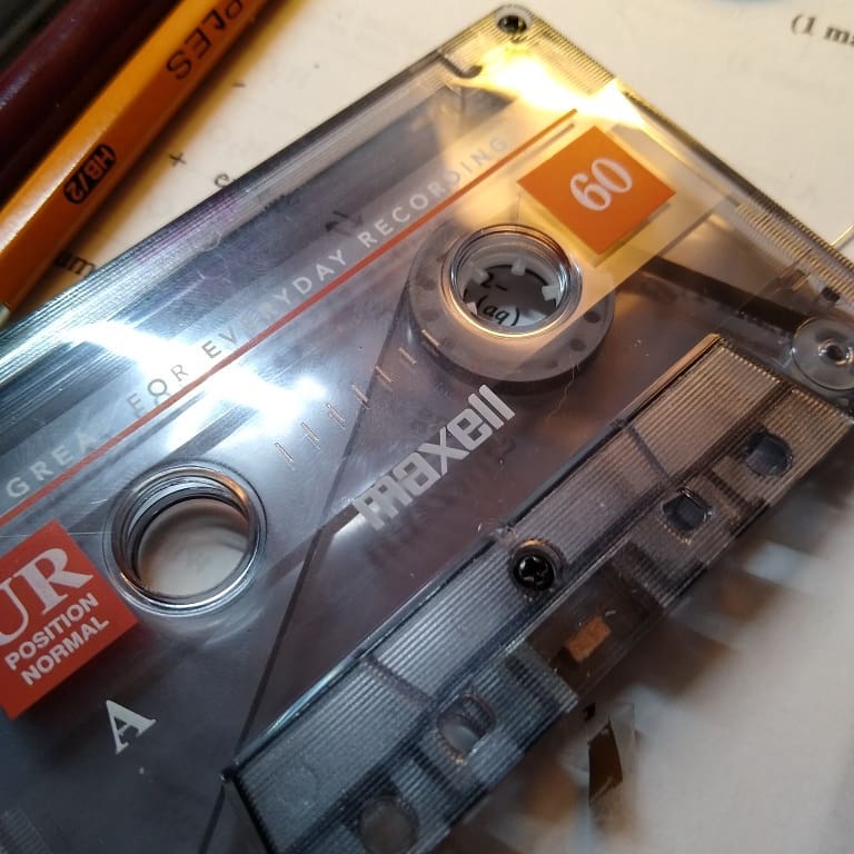 Cassette tape loop